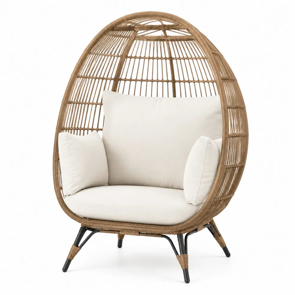 Fauteuil extérieur en rotin avec coussins crème