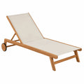 Chaise longue en bois de teck avec tissu blanc